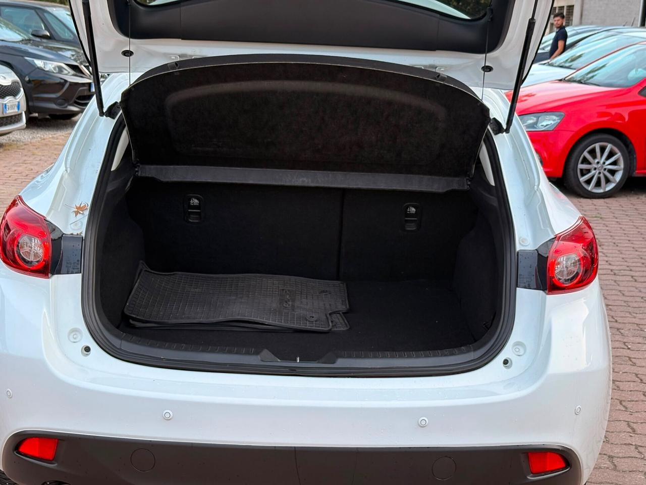 Mazda 3 Mazda3 2.2 Skyactiv-D Exceed