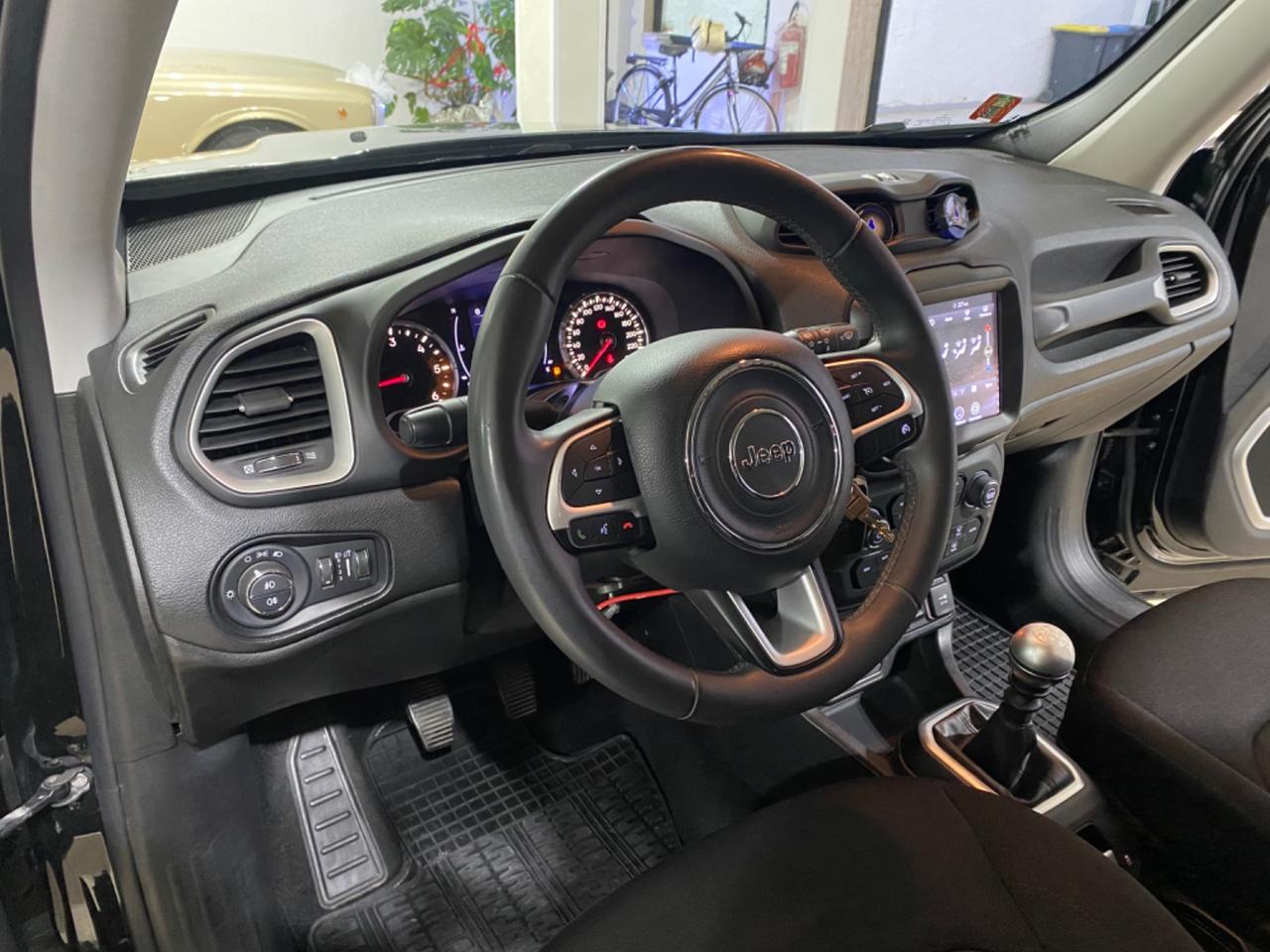 Jeep Renegade 1.6 Mjt Sport