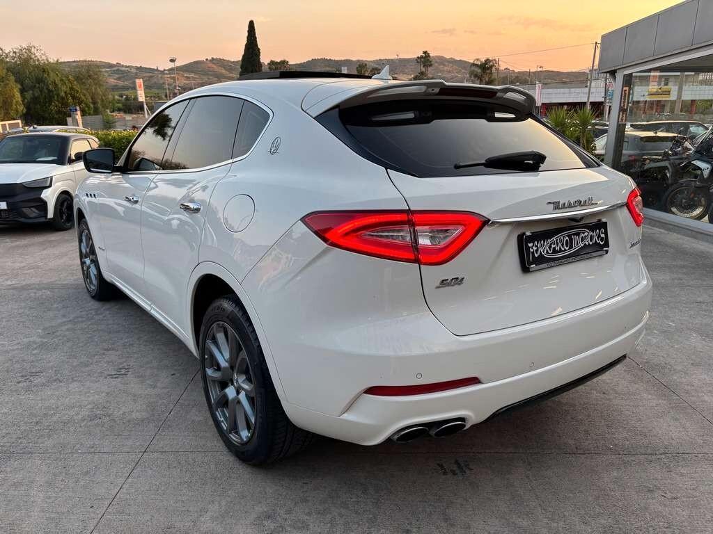 Maserati Levante V6 430 CV S AWD 2017/ KM 123.000 Tua a 379 Euro al mese
