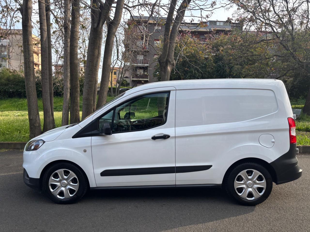 Ford Transit Courier 1.5 TDCi 2022