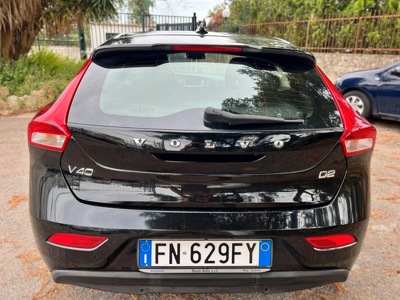 VOLVO V40 2.0 d2 Kinetic my18 - 2018