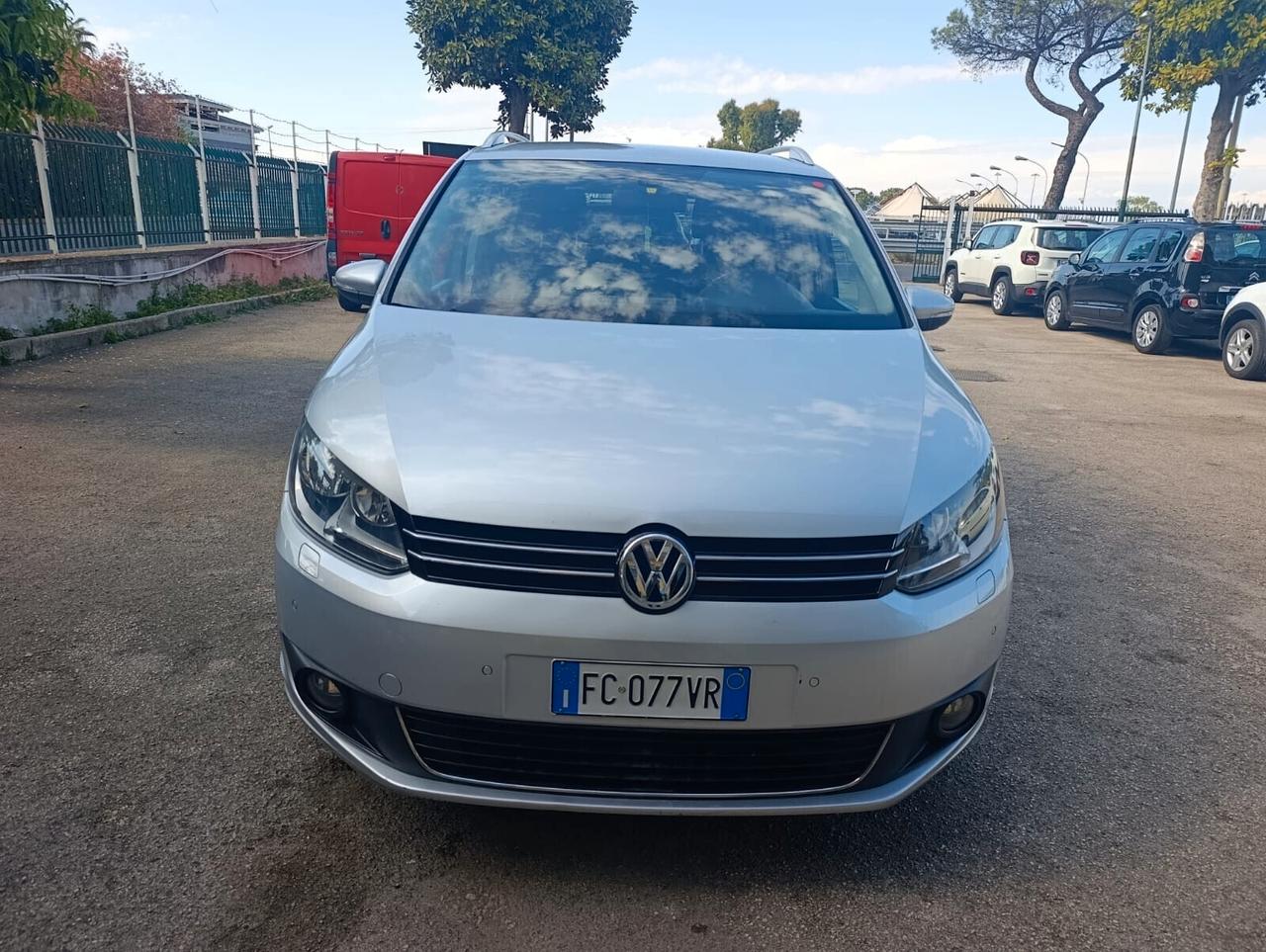 Volkswagen Touran 1.6 TDI Comfortline 2016