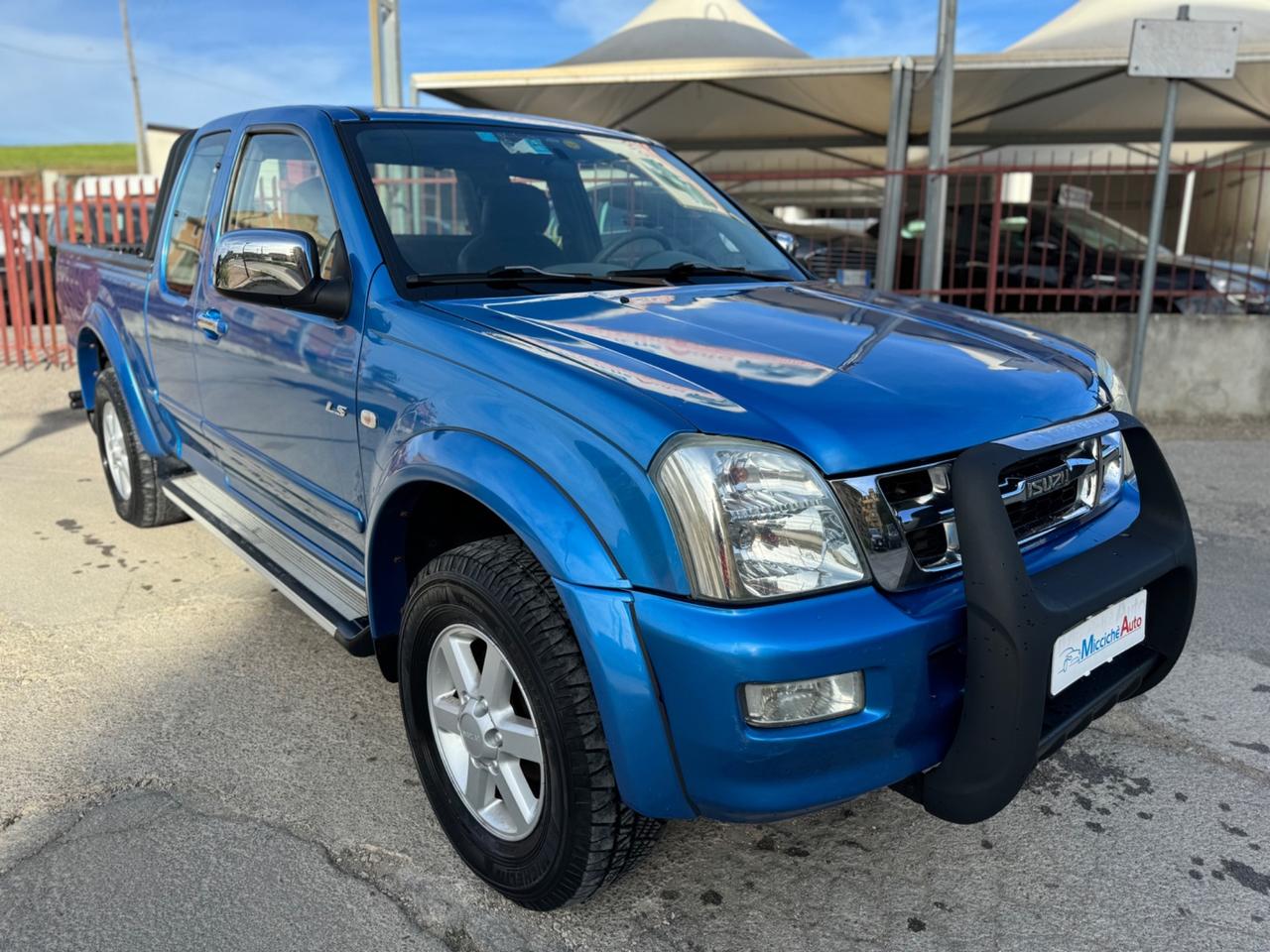 ISUZU D-MAX 3.0 TD 130 CV 4X4 LS 4POSTI GANGIO TRAINO