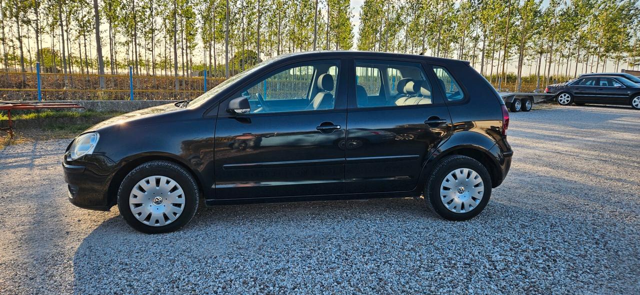 Volkswagen Polo 1.2/64CV 12V 5p. Comfortline