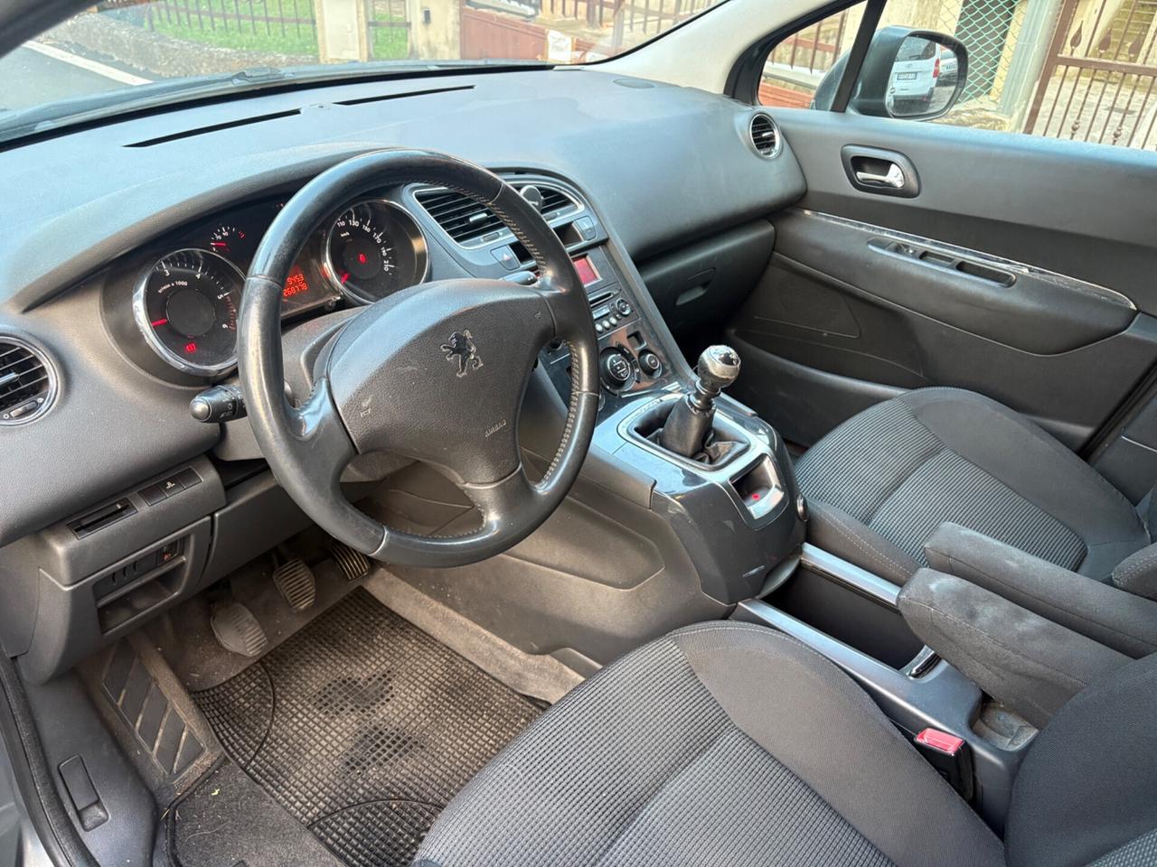 Peugeot 5008 2.0 HDi 150CV Active 7 POSTI