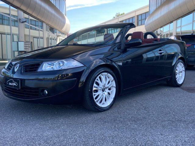 RENAULT Megane Mégane C-C 1.9 dCi/130CV Dynamique