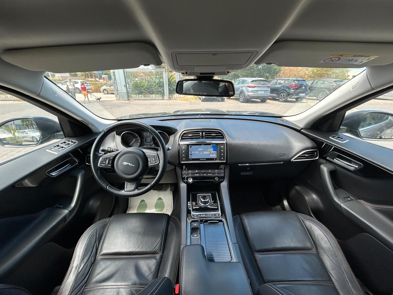Jaguar F-Pace 2.0 D 180 CV AWD aut. Prestige