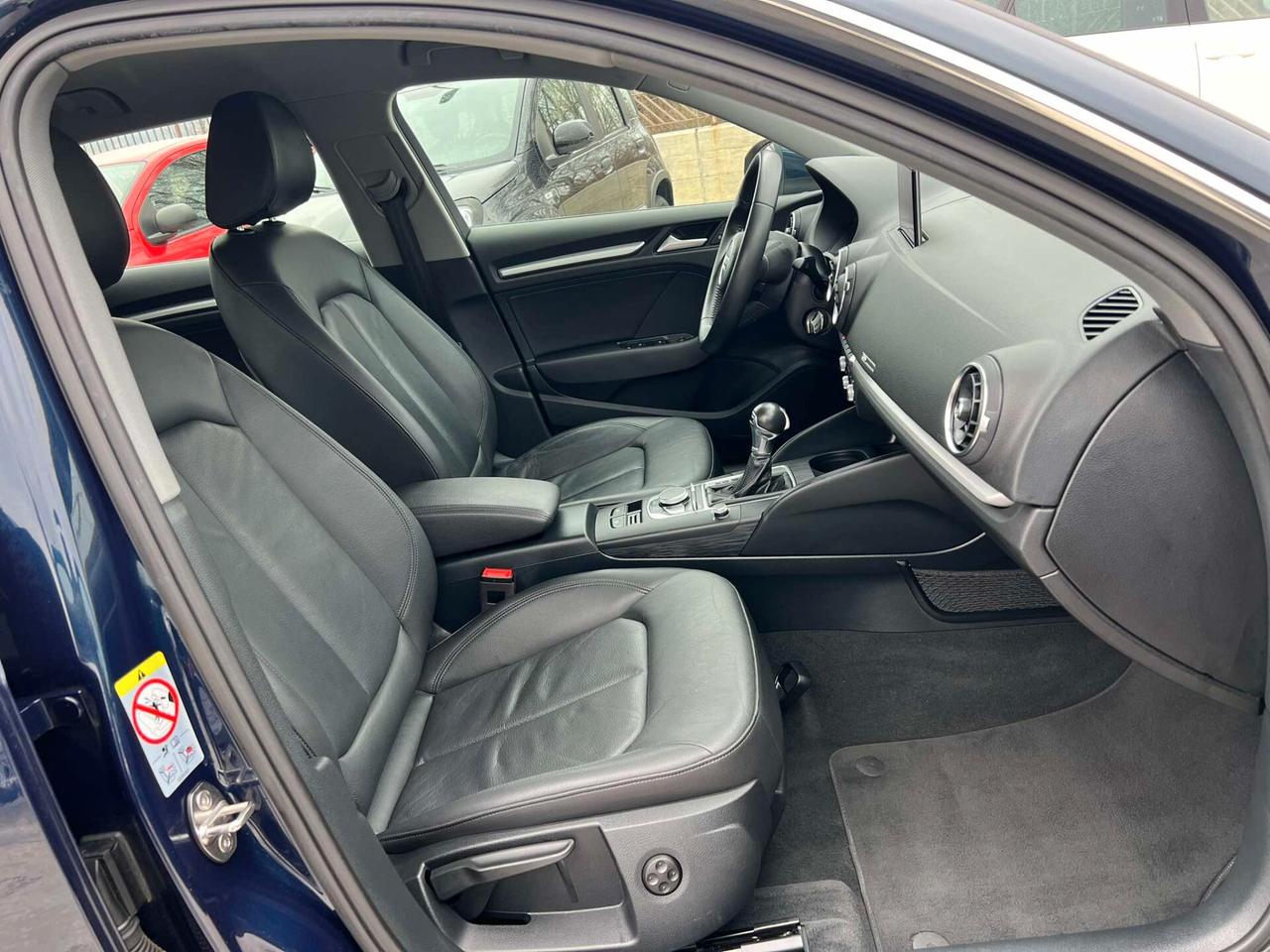 Audi A3 1.6 TDI 116 CV S tronic -PELLE-XENO