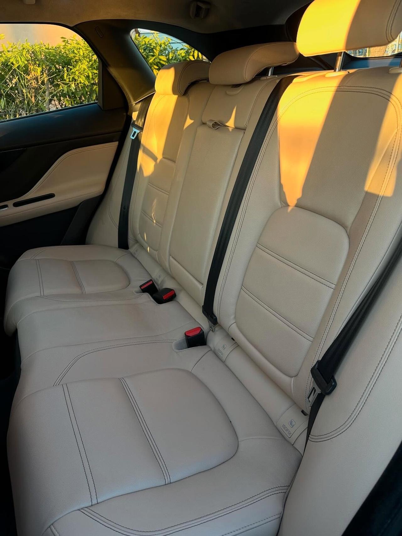 Jaguar F-Pace 2.0 D 180 CV AWD aut. Portfolio