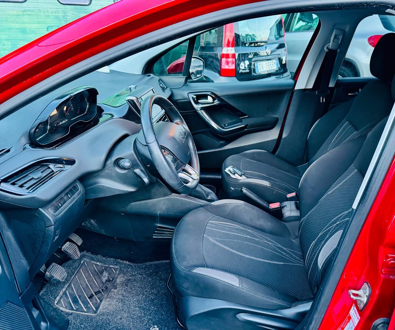 Peugeot 208 Benzina 1.2 5 porte