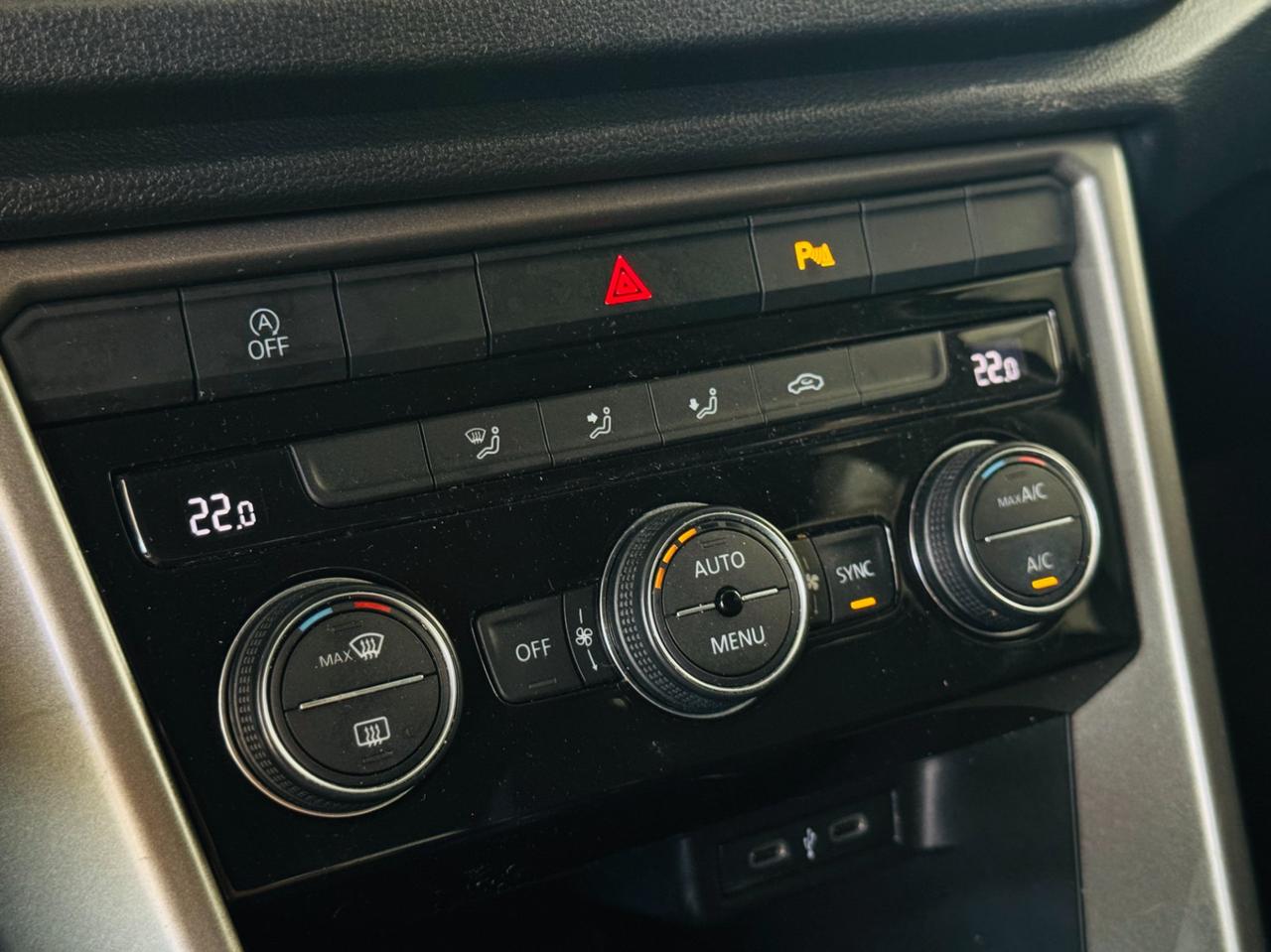 Volkswagen T-Roc 1.0 tsi Style 110cv
