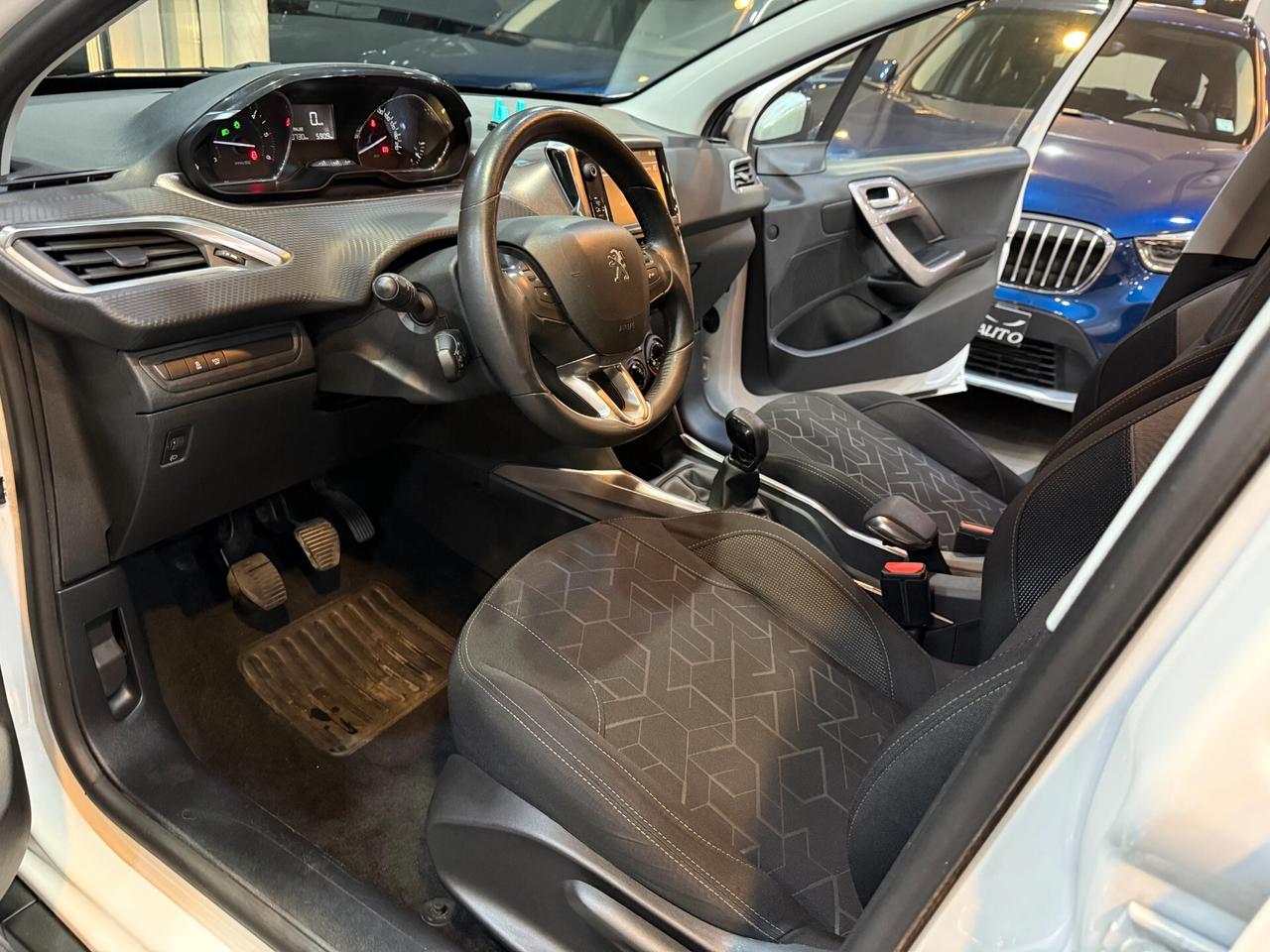 Peugeot 2008 1.6 e-hdi 8v Allure GARANZIA 12 MESI !