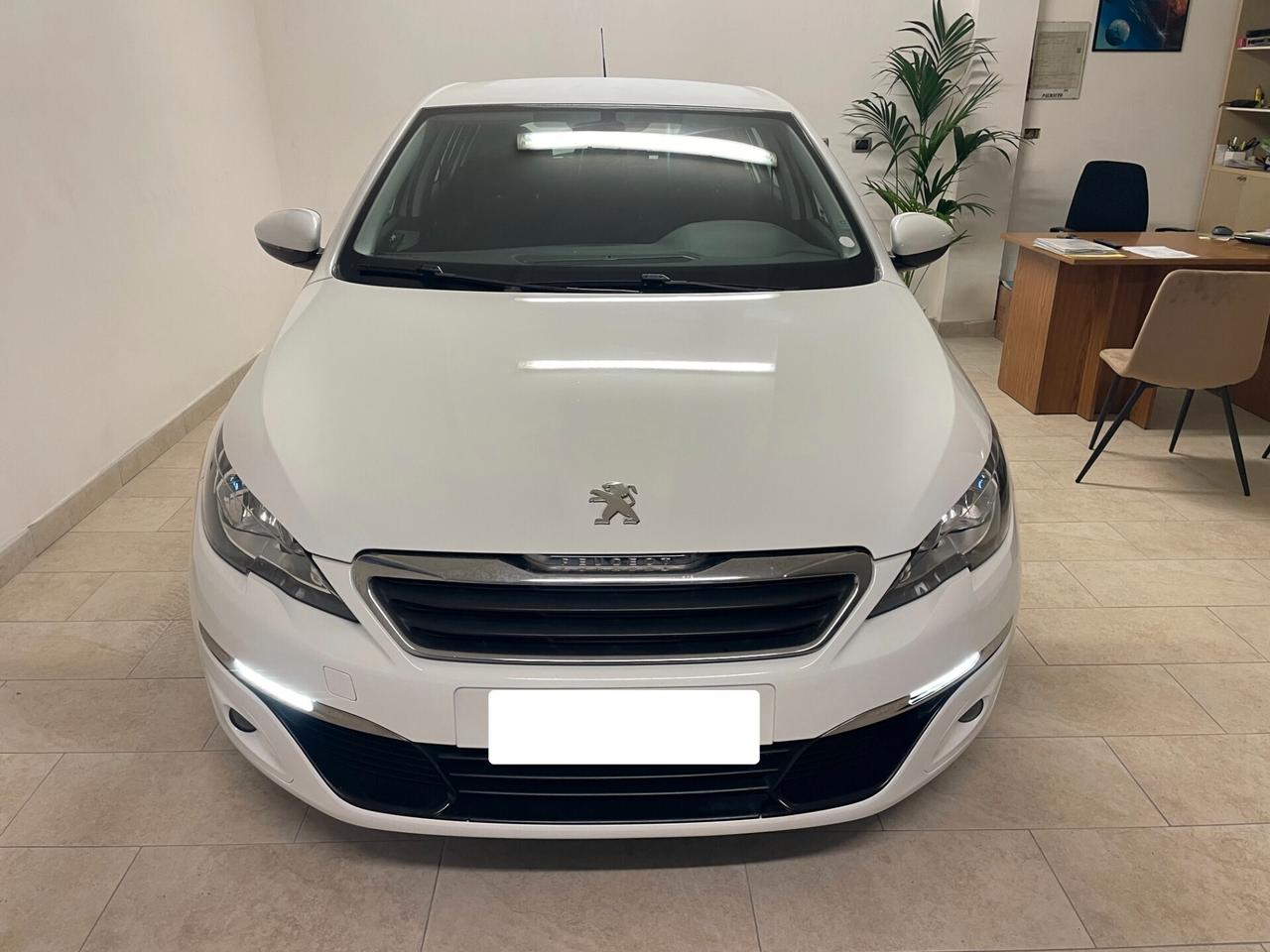 Peugeot 308 1.6 HDi 115 CV Allure GT LINE NEOPATENTATI TAGLIANDO