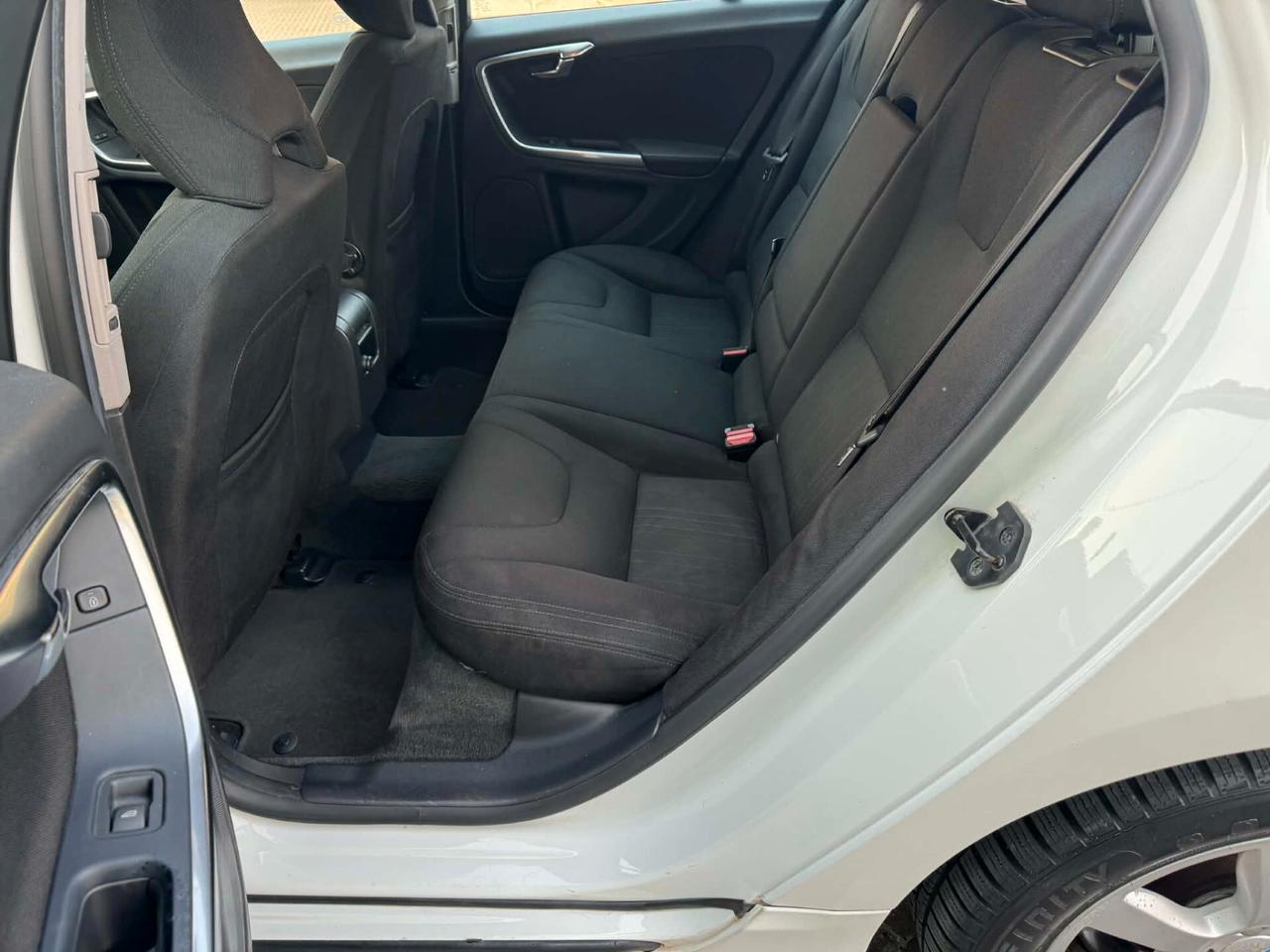 Volvo V60 D3 Geartronic Summum