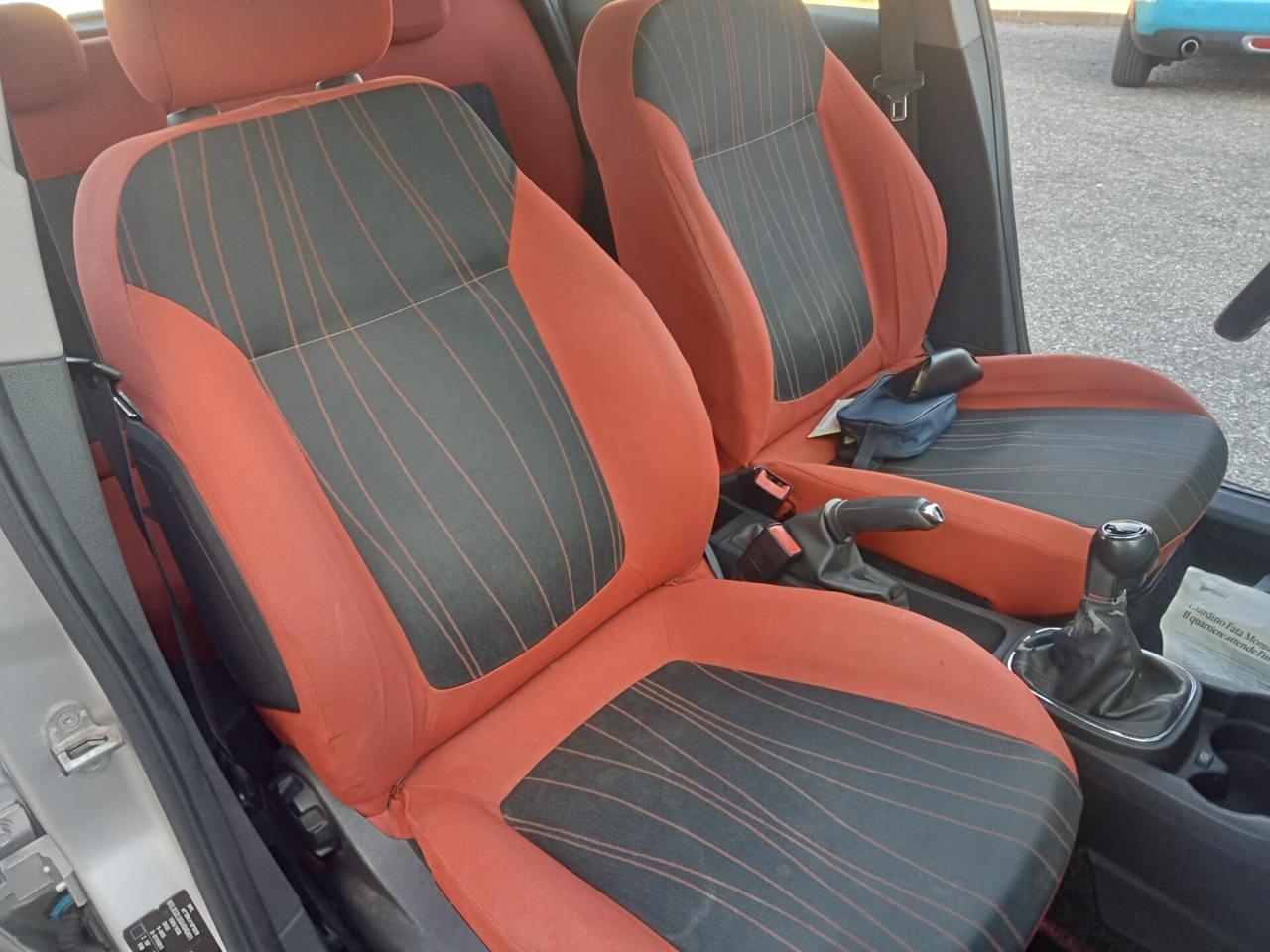Opel Corsa 1.2 5 porte Club 2010