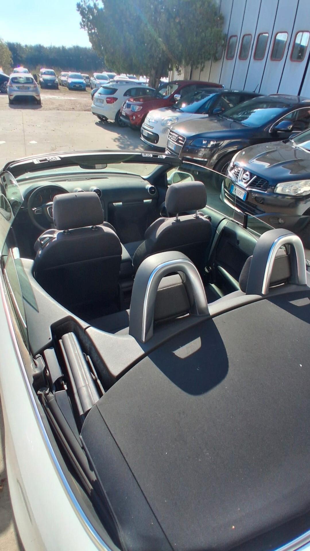 Audi A3 2.0 16V TDI Attraction.cabrio.automatica