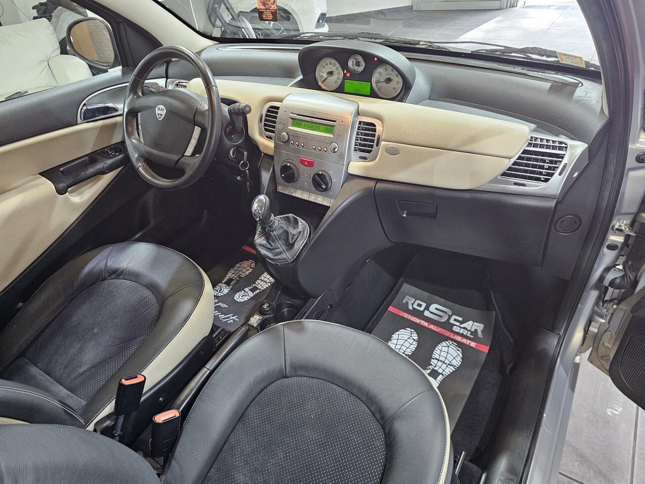 Lancia Ypsilon 1.4 Platino Ecochic GPL