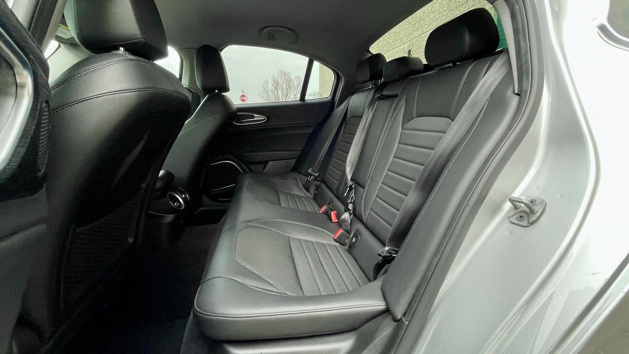 ALFA ROMEO GIULIA 2.2 TURBODIESEL EXECUTIVE 190CV - FULL LED, PELLE, CAR PLAY