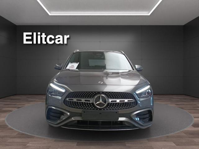MERCEDES-BENZ GLA 180 Automatic AMG Line Premium
