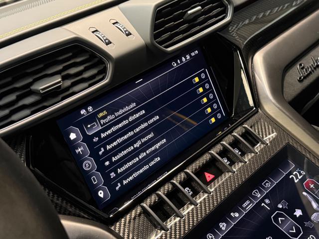 LAMBORGHINI Urus 4.0 Performante