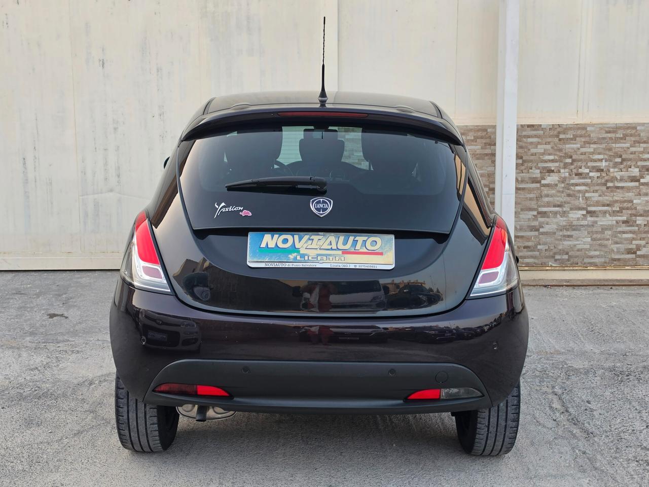 Lancia Ypsilon Paris 1.2 benzina 70cv