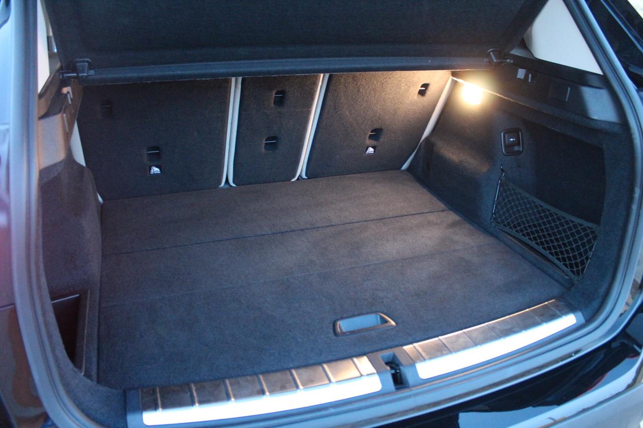 BMW X1 sDrive18d xLine *PELLE *LUCI AMBIENTE