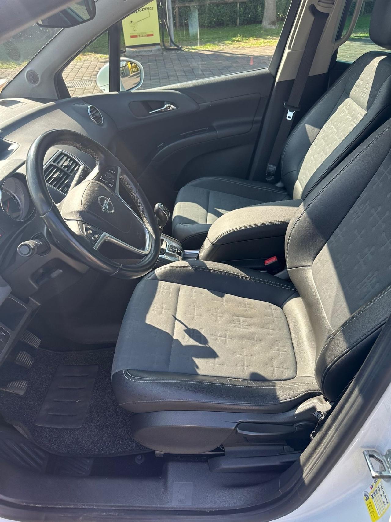 Opel Meriva 1.7 diesel 2013 NEOPATENTATI