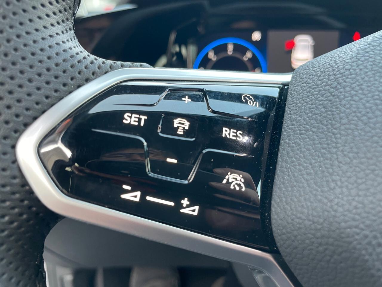Volkswagen Golf GTD 2.0 TDI 200 CV DSG