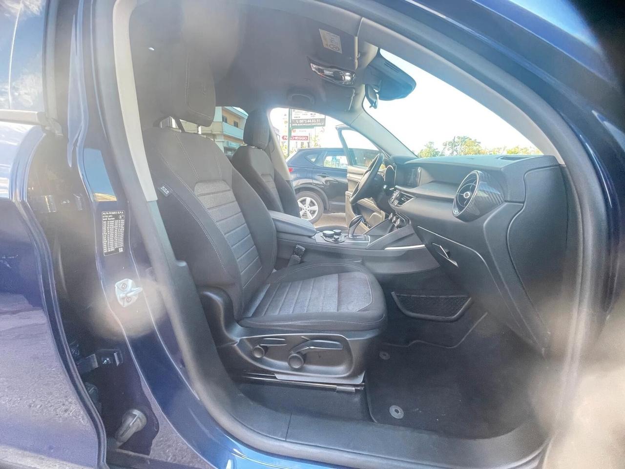 Alfa Romeo Stelvio 2.2 Turbodiesel 210 CV AT8 Q4 Business