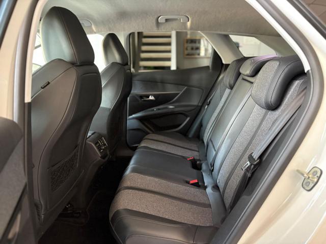 PEUGEOT 3008 BlueHDi 131CV S&S EAT8 Allure *UNIPROPRIETARIO*