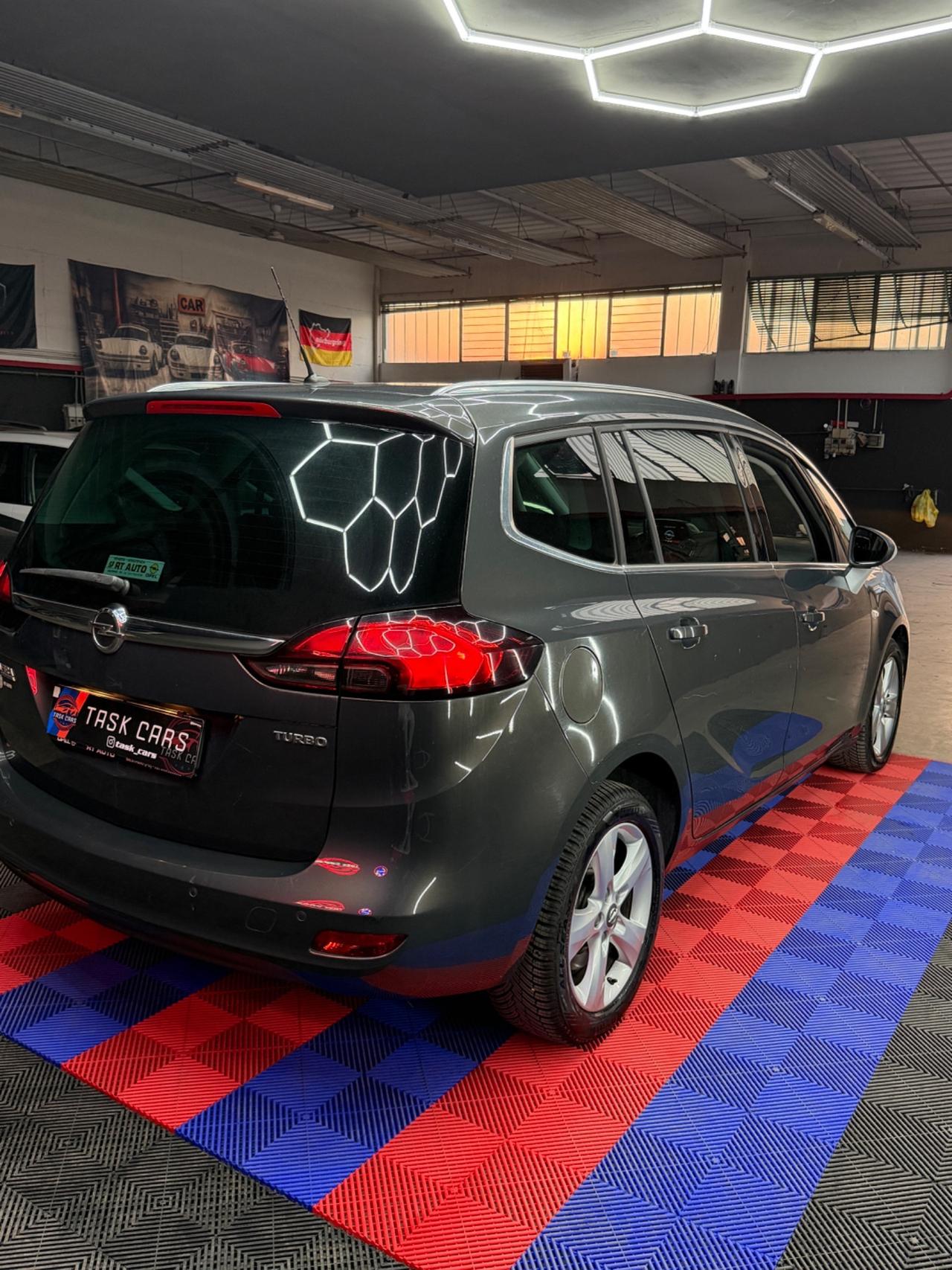 Opel Zafira Tourer 1.4 Turbo 140CV GPL Cosmo