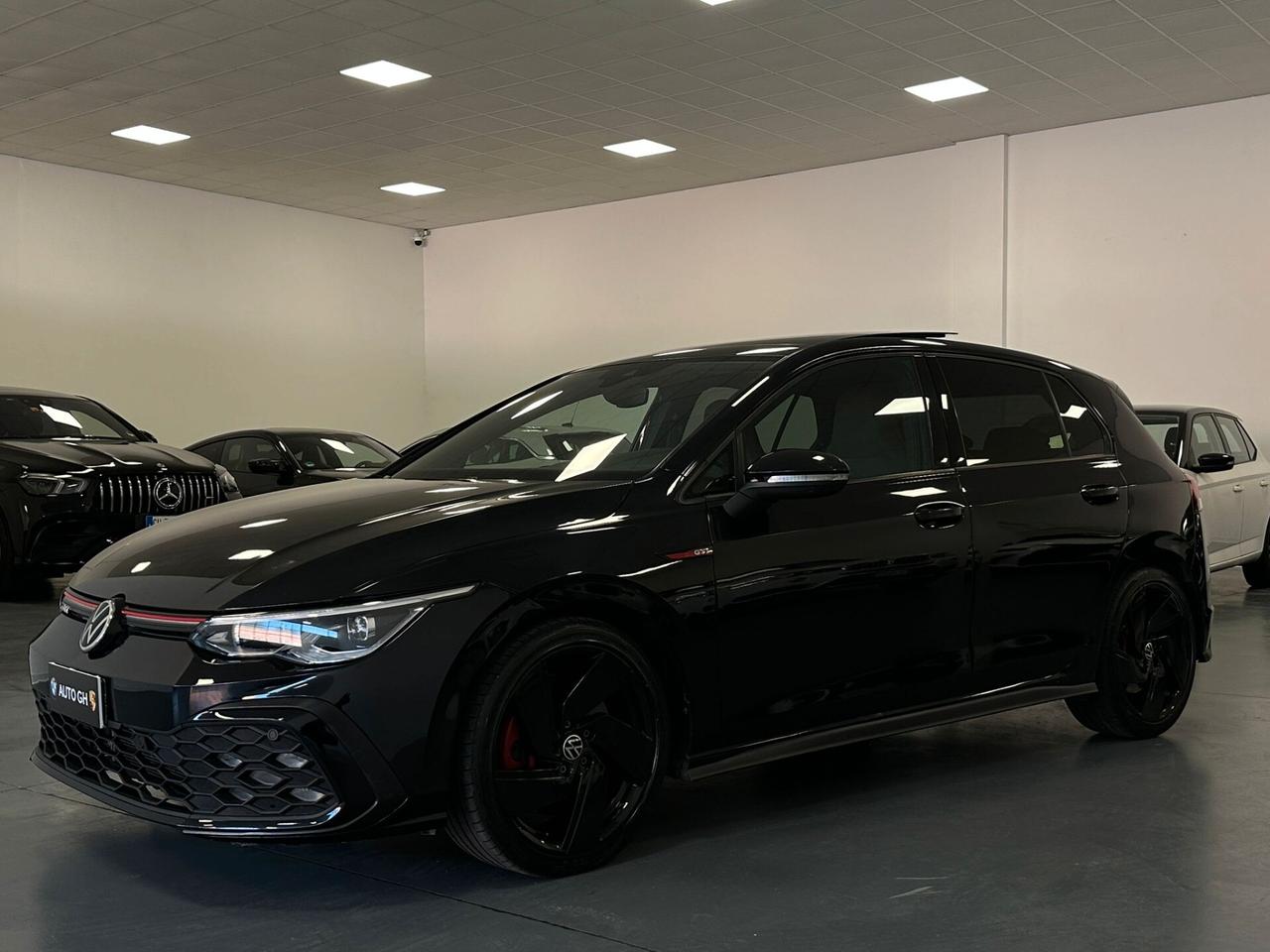 Volkswagen Golf 2.0 TSI 245CV GTI TOTAL BLACK TETTO 2022