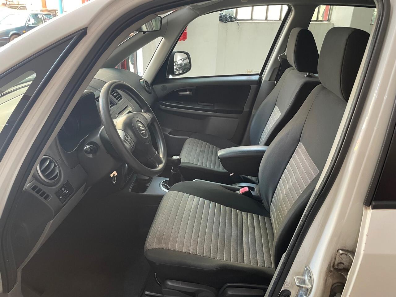 Suzuki SX4 1.5 16V PER NEO-PATENTATI!!!