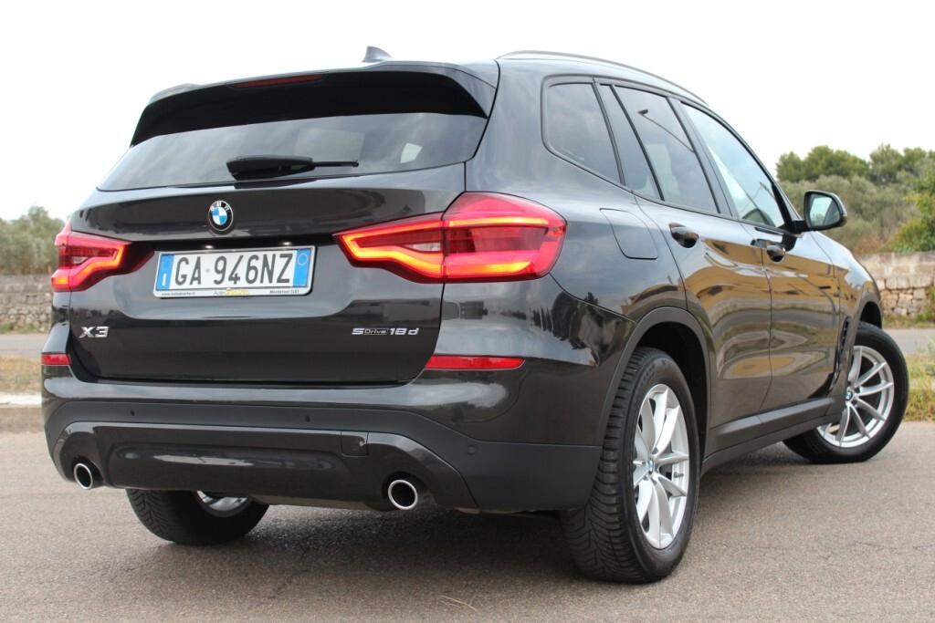 BMW X3 sdrive 18d 150CV *CARPLAY *VOLANTE-M