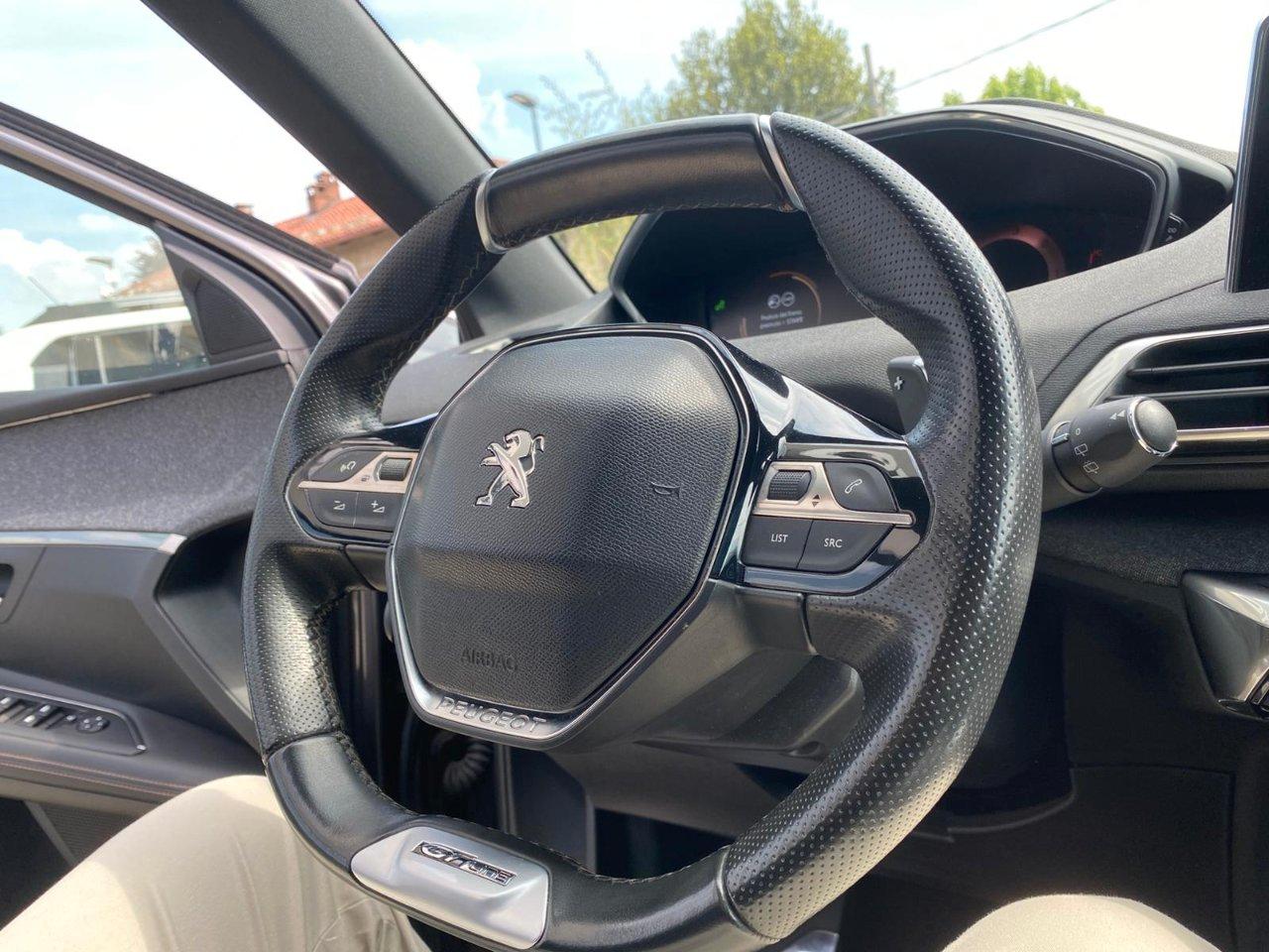 Peugeot 3008 3008 1.6 bluehdi GT Line s&s 120cv eat6
