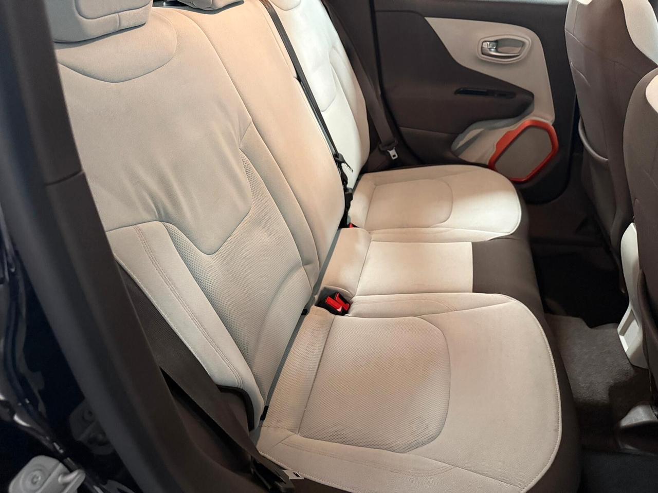 Jeep Renegade 1.6 Mjt 120 CV Longitude