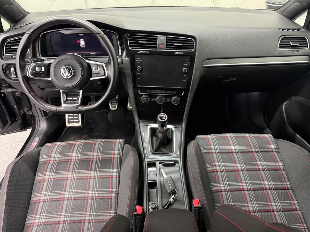 Volkswagen Golf GTI Performance 2.0 245 CV TSI 3p. BMT