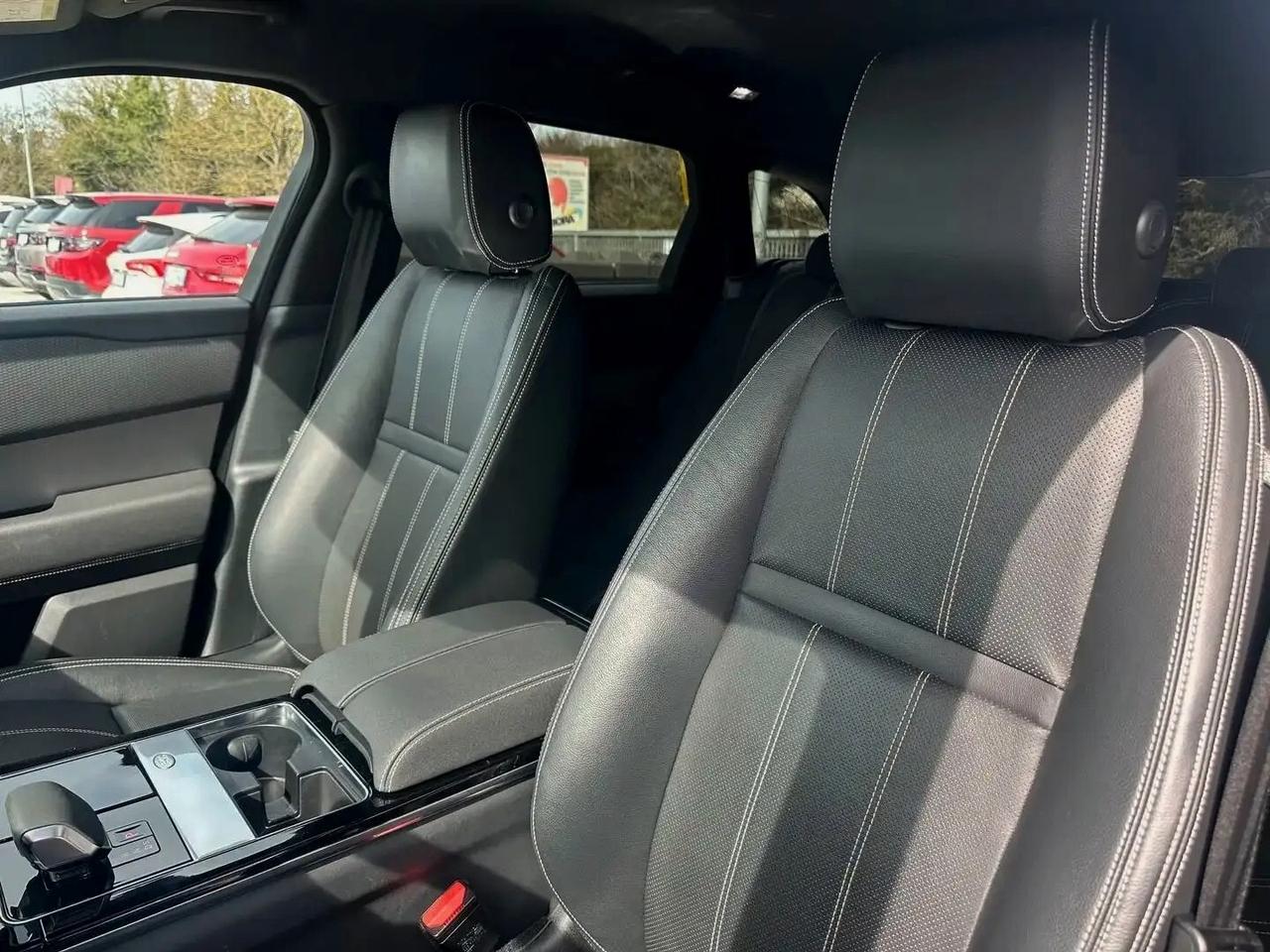 Land Rover Range Velar 2.0D I4 204 CV R-Dynamic SE