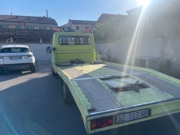 Carro attrezzi soccorso stradale