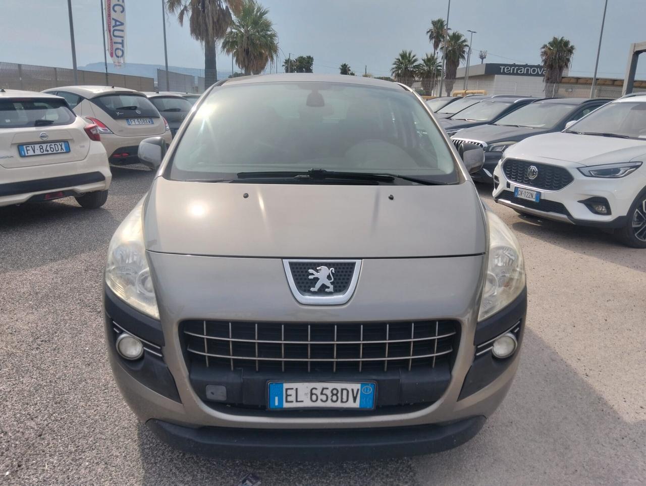 Peugeot 3008 1.6 HDI 112CV TECNO