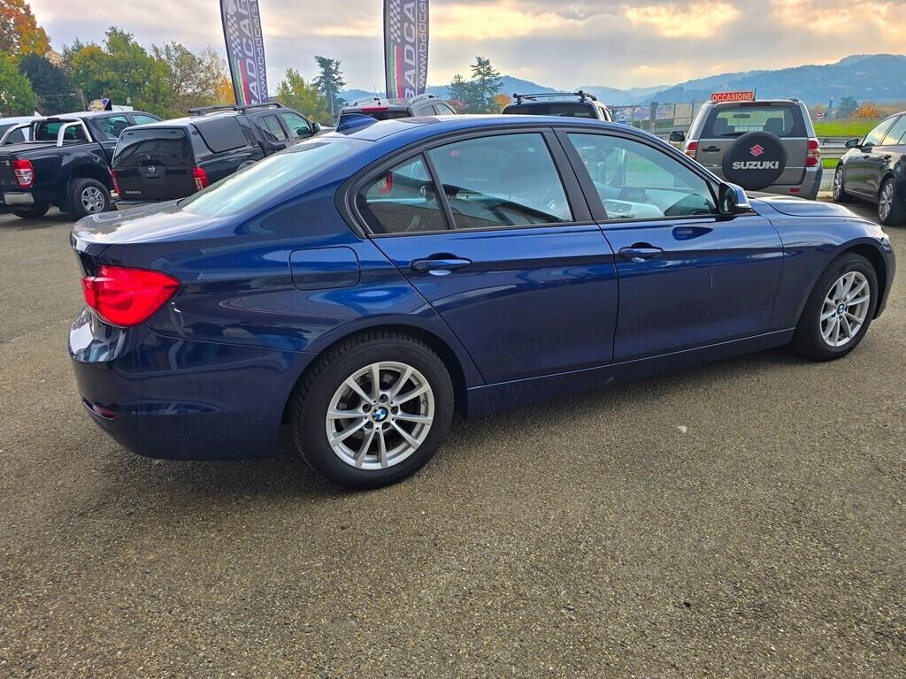 Bmw 318 318d BERLINA LUXURY DA VETRINA!
