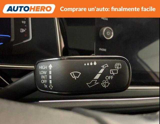 VOLKSWAGEN Taigo 1.0 TSI 110 CV R-Line