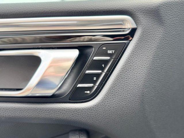 PORSCHE Macan 3.0 DIESEL S *SPORT CHRONO*PASM*TAGLIANDATO*