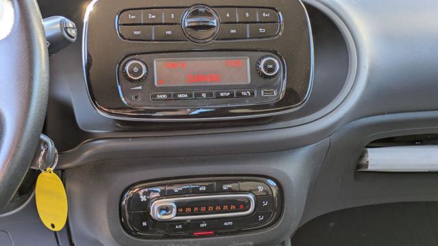 SMART ForTwo 1.0cc 71cv CRUISE CONTROL CERCHI IN LEGA