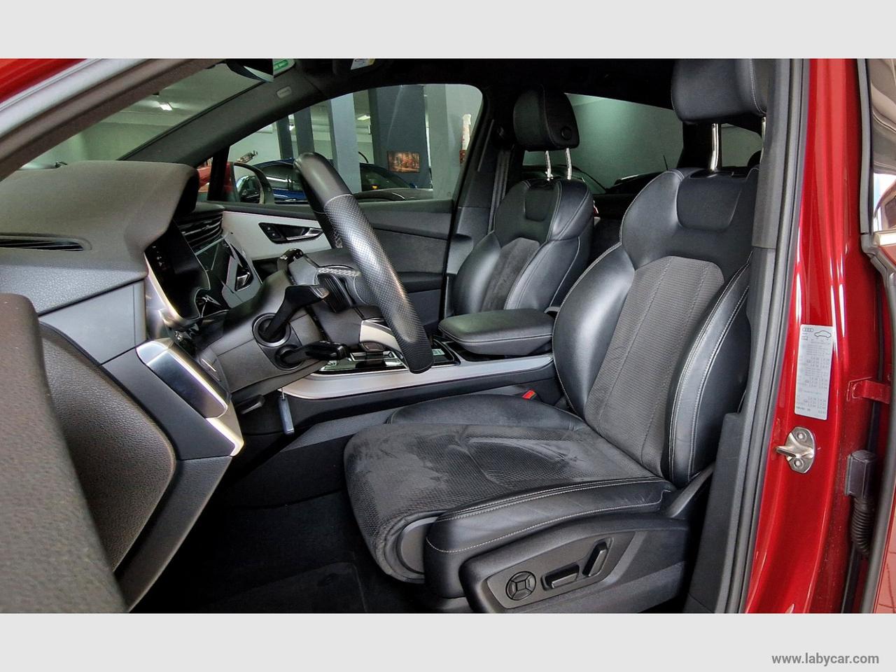 AUDI Q7 HYBRID 170 kW quattro tipt. S l. Ed.