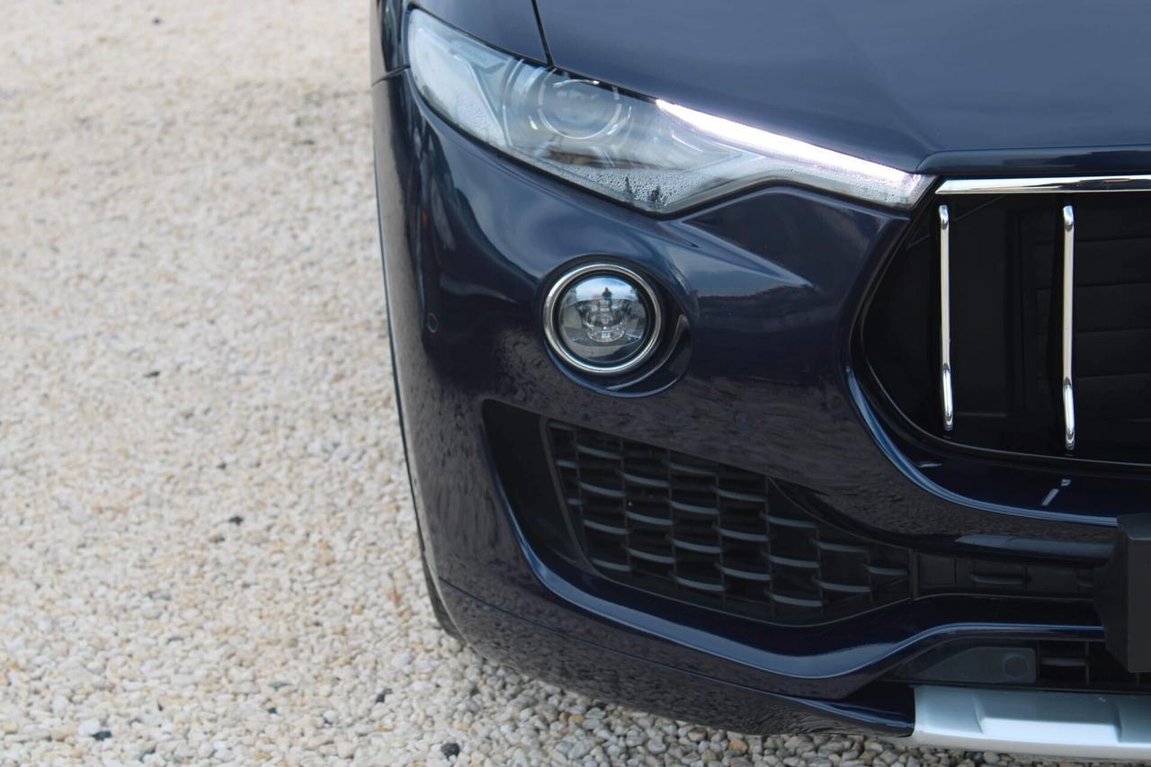 Maserati Levante V6 Diesel 275 CV AWD