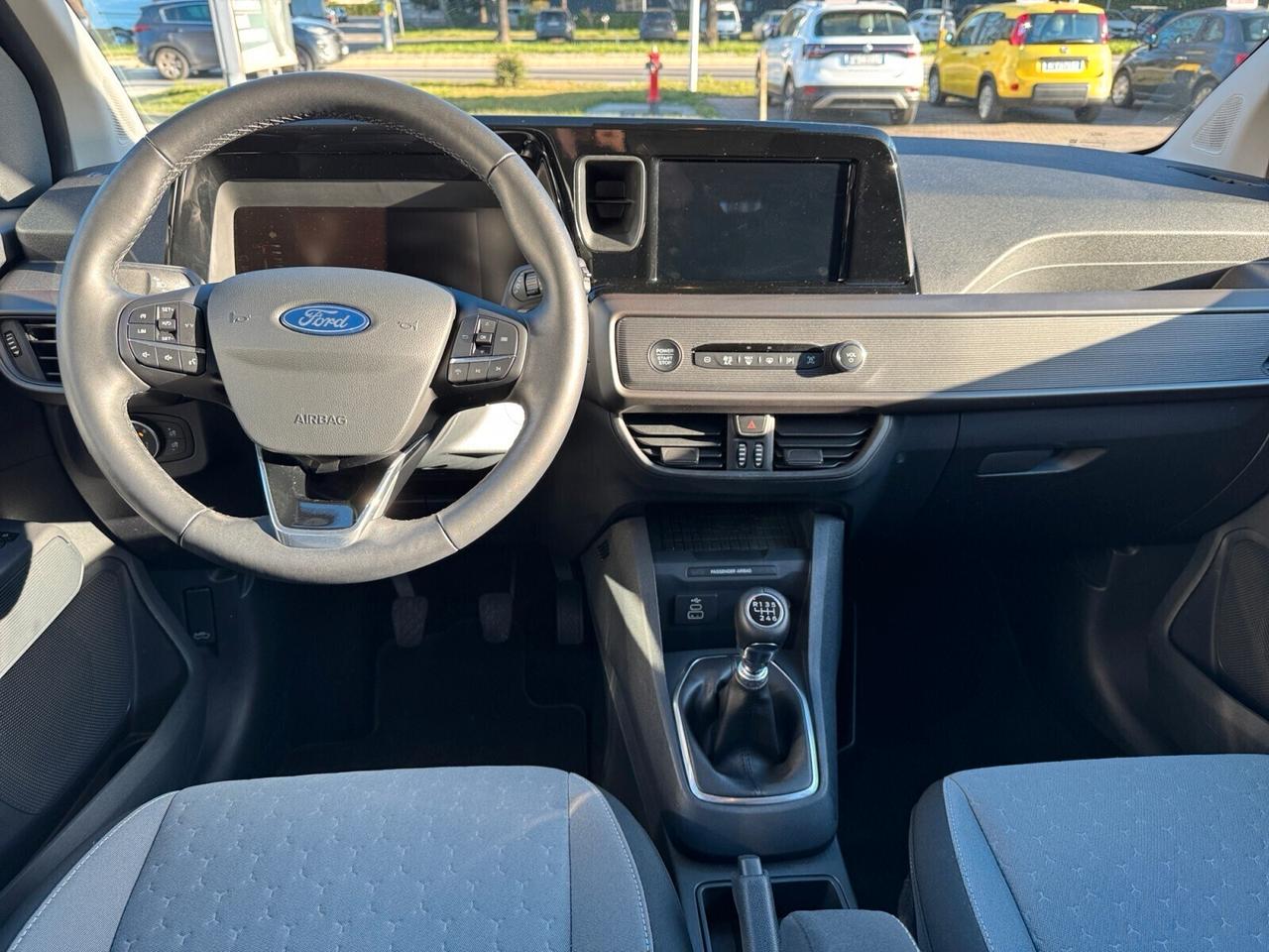 Ford Tourneo Courier 1.0 EcoBoost