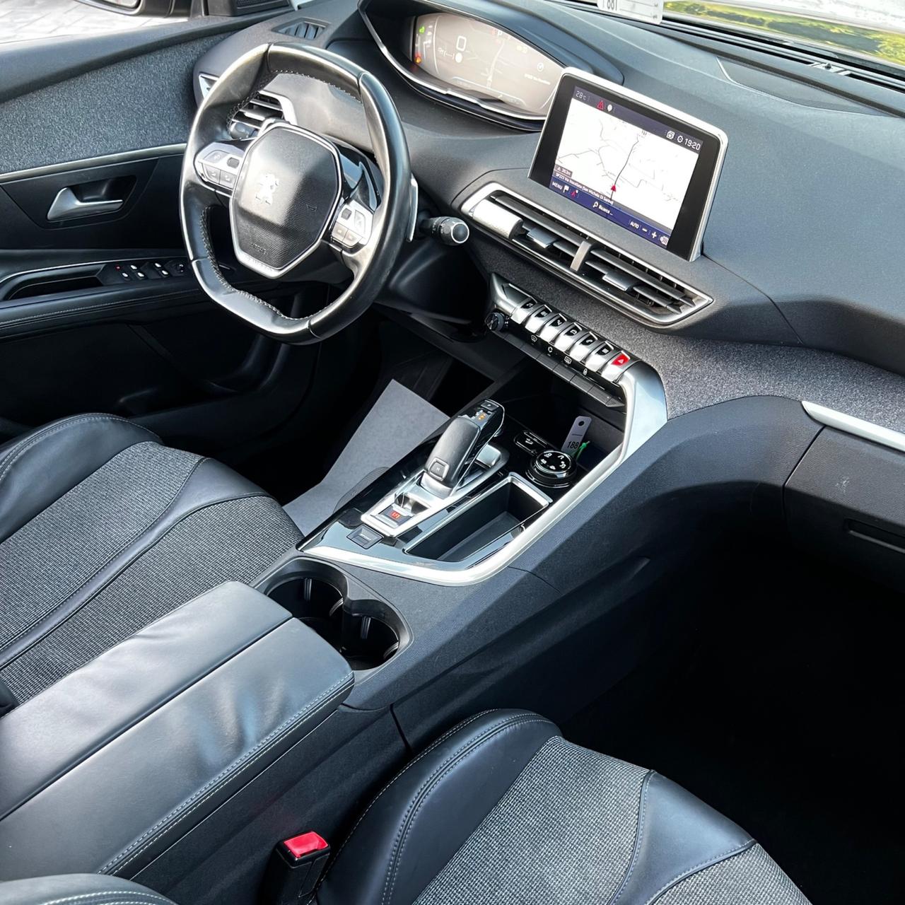 Peugeot 3008 1.6 BlueHdi 120 Cv EAT6 allestimento Allure, UNICO PROPRIETARIO