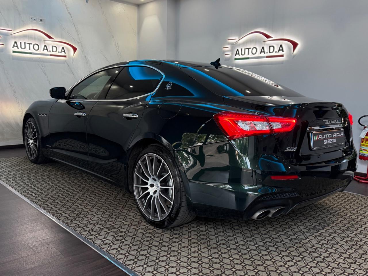 Maserati Ghibli V6 430 CV Q4 Nerissimo Edition