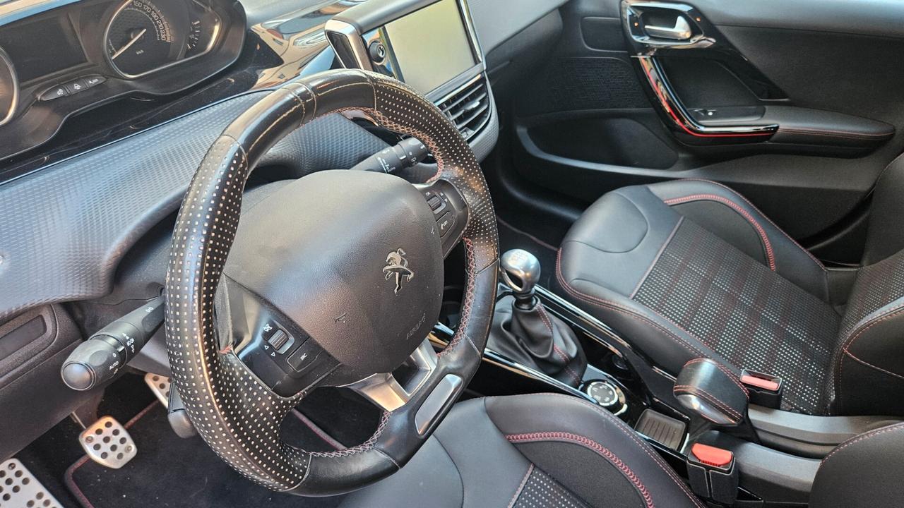 Peugeot 2008 1.2 t Gt Line 130 CV CAMERA-ANDROID AUTO